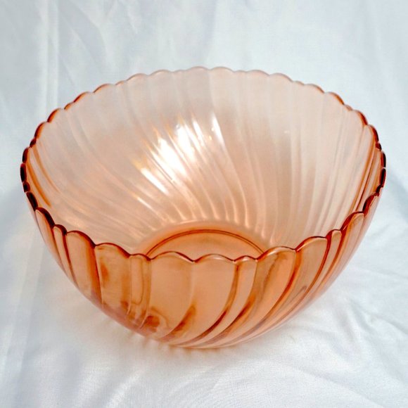 Arcoroc Dining Large Pink Swirl Rosaline 9 Bowl Arcoroc France Poshmark
